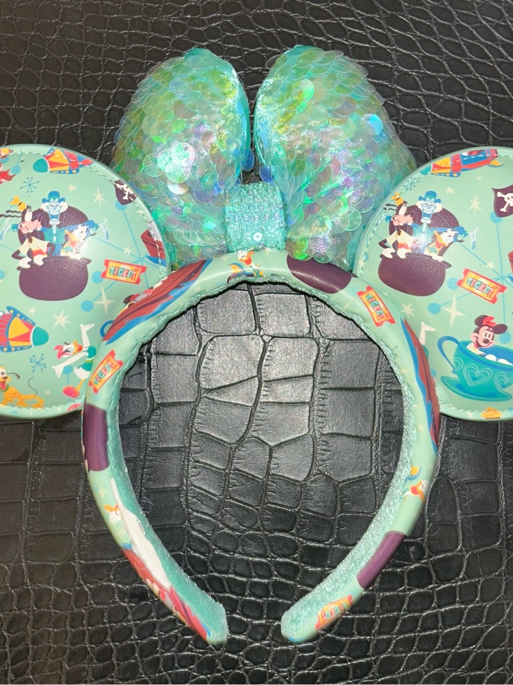 Sequin Bow Minnie Ears Headband - Picture 2 of 6